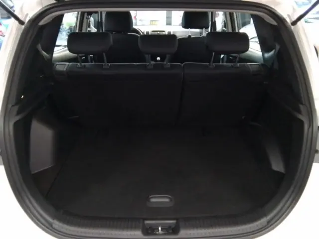 Hyundai ix20 1.6i i-Vision 2013 Benzine 15