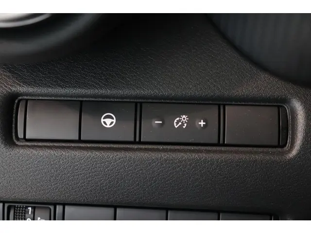 Nissan Juke 1.6 Hybrid Tekna 2023 Hybride Benzine 18