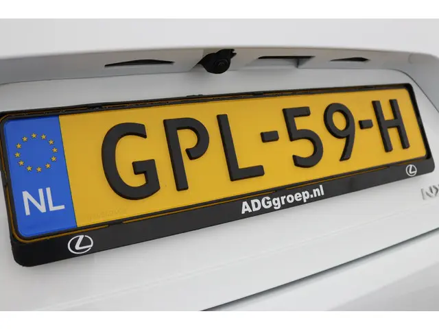 Lexus NX 450h+ AWD F SPORT Line 2024 Hybride Benzine 41