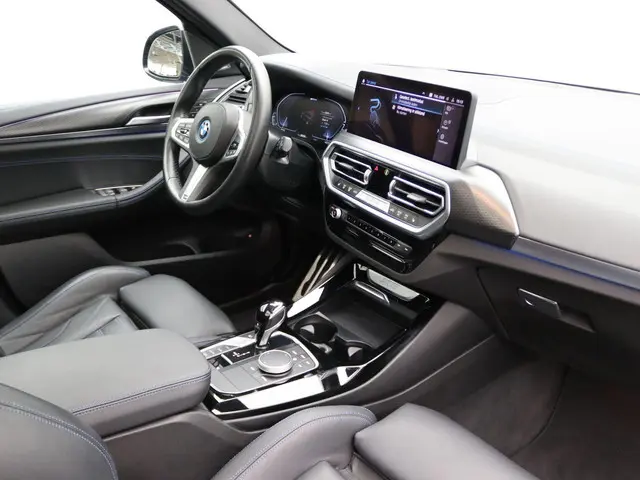 BMW X3 xDrive30e 2023 Hybride Benzine 33