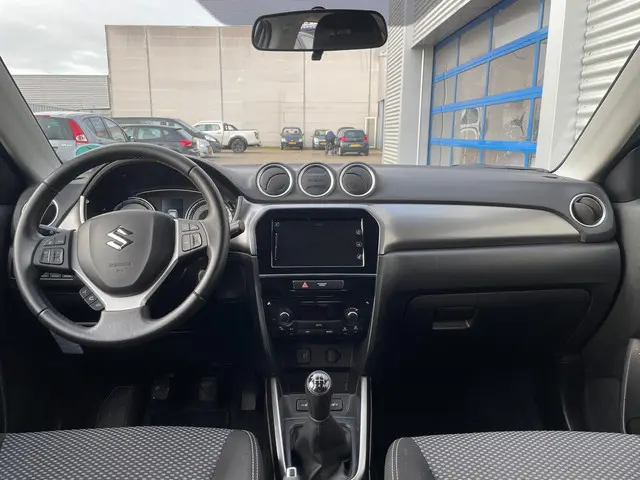 Suzuki Vitara 1.0 Boosterjet Select 2020 Benzine 16