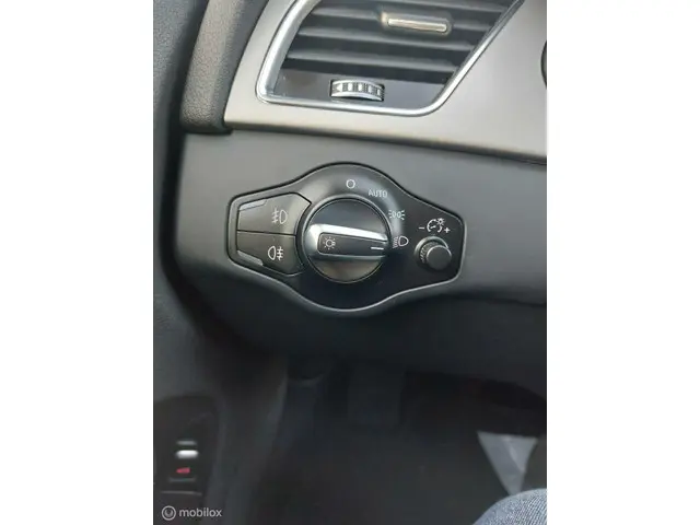 Audi A4 Limousine 1.8 TFSI 2012 Benzine 15
