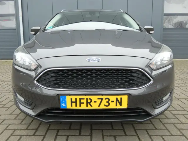 Ford Focus Wagon HELAAS VERKOCHT!!! 2015 Benzine 5
