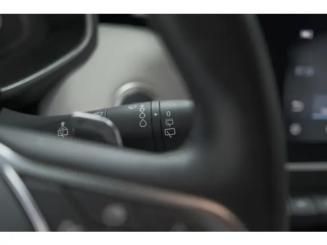 Renault Clio TCe 130 EDC Initiale Paris 2020 Benzine 40