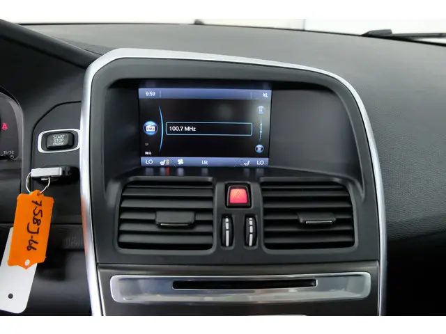 Volvo XC60 3.2 AWD R-Design 2012 Benzine 11