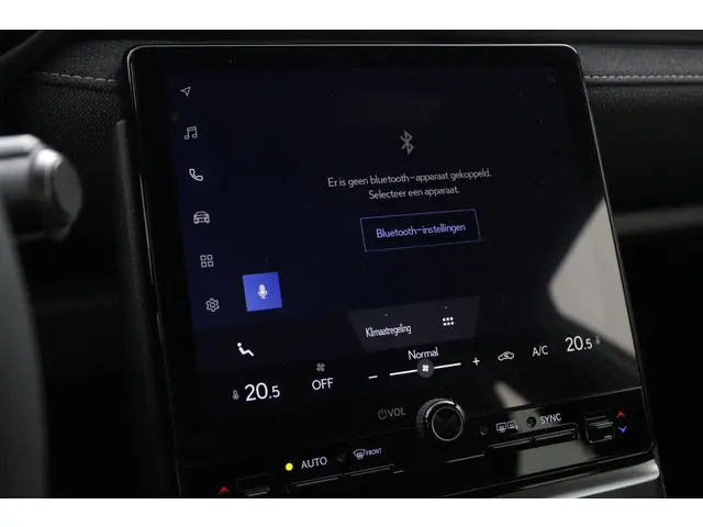 Lexus LBX 2WD 2024 Hybride Benzine 39