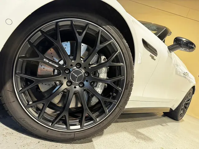 Mercedes-Benz SL Roadster AMG 43 2022 Hybride Benzine 10