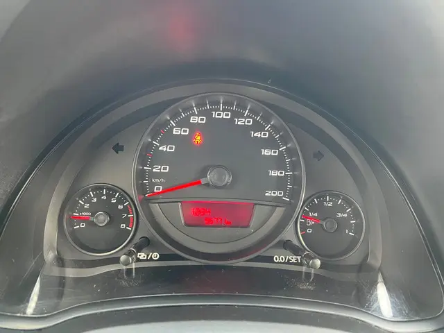 SEAT Mii 1.0 Style Intense BLUETOOTH/ PDC 2019 Benzine 12