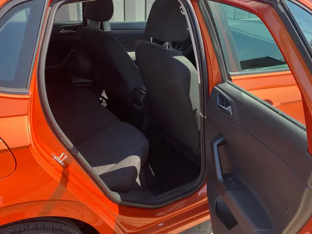 Volkswagen Polo 1.0 MPI Trendline 2018 Benzine 9