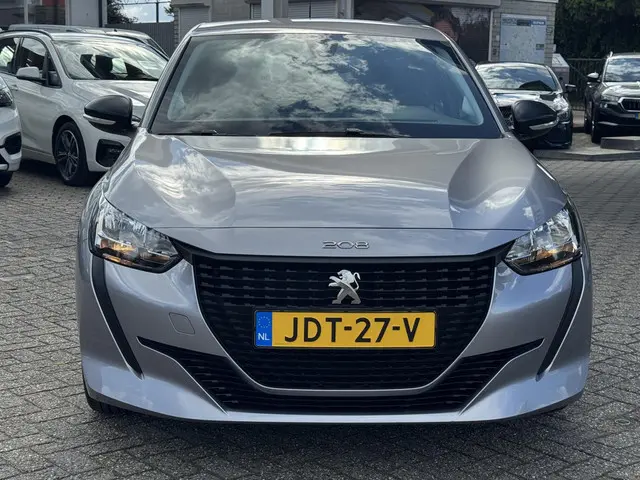 Peugeot 208 1.2 PureTech Like 2021 Benzine 10