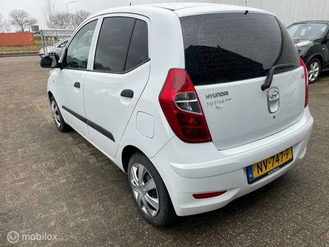 Hyundai i10 1.1 i-Drive 2012 Benzine 4