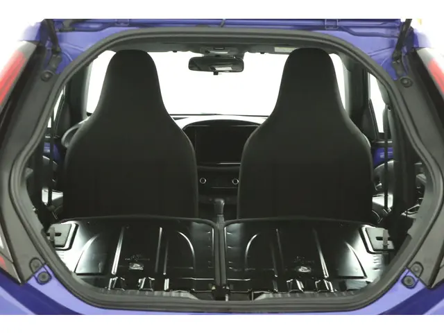 Toyota Aygo X 1.0 VVT-i S-CVT Play 2024 Benzine 26