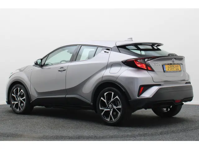 Toyota C-HR 3