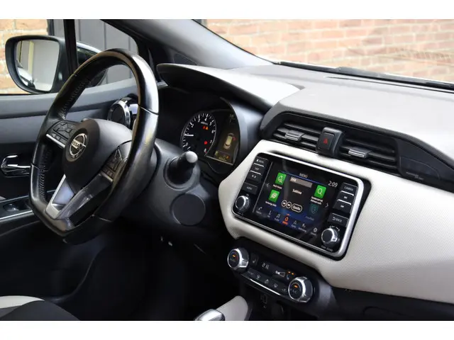 Nissan Micra Automaat Achterruit camera 2019 Benzine 26