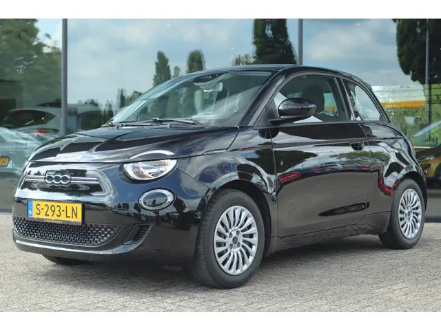 Fiat 500e 42 kWh 2023 Elektrisch