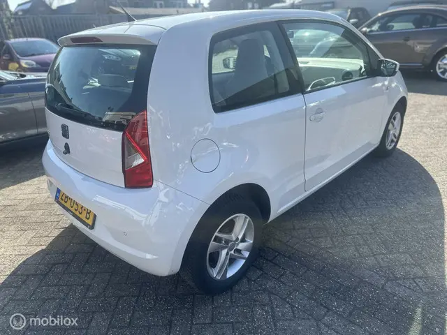 SEAT Mii 1.0 Style Chic 2013 Benzine 8