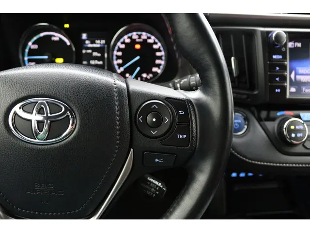 Toyota RAV4 2.5 Hybrid Executive 2017 Hybride Benzine 21
