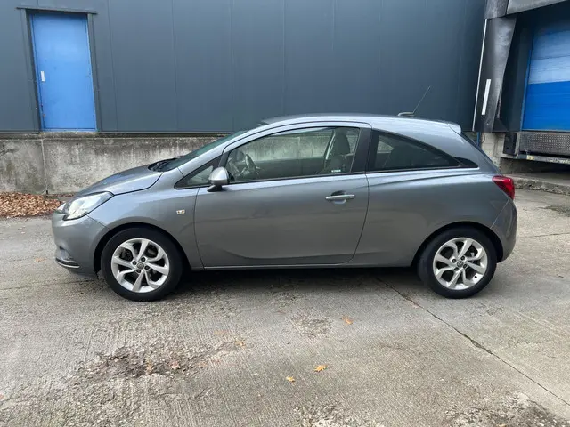 Opel Corsa 1.4 Online Edition 2017 Benzine 2