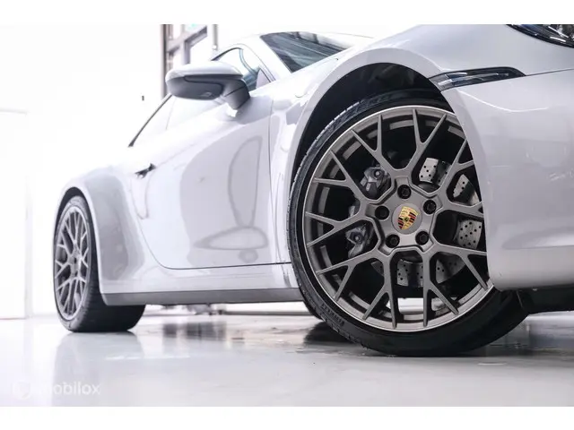 Porsche 911 3.0 Carrera 2020 Benzine 15