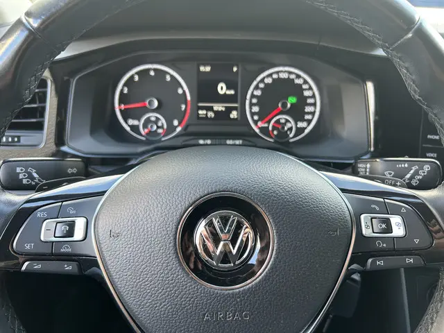 Volkswagen Polo 1.0 TSI Comfortline 2018 Benzine 8