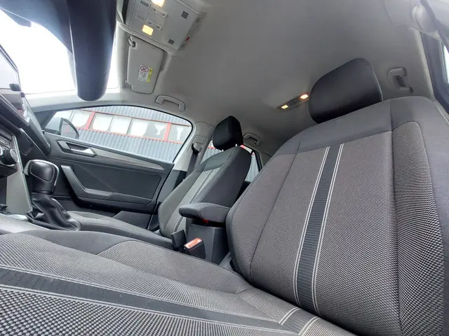 Volkswagen T-Roc 1.5 TSI Style Business 2021 Benzine 12