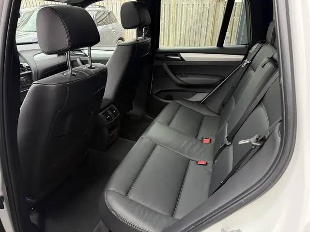 BMW X3 xDrive20i High Executive Panorama 2014 Benzine 12