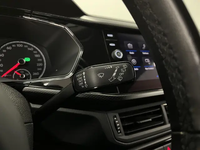 Volkswagen T-Cross 1.0 TSI Life 2021 Benzine 39