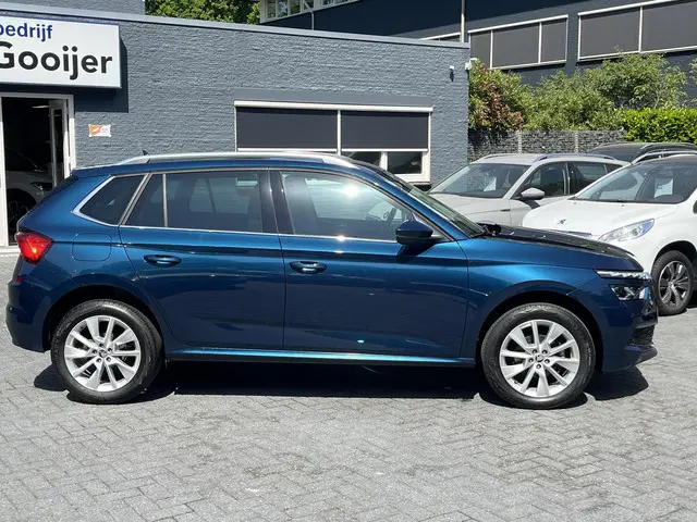 Škoda Kamiq 1.0 TSi DSG Style 2021 Benzine 2