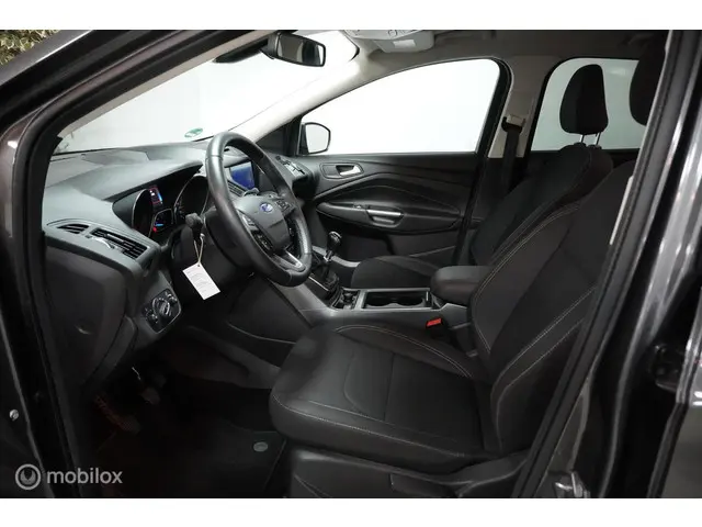 Ford Kuga 1.5 EcoBoost Titanium 2019 Benzine 22