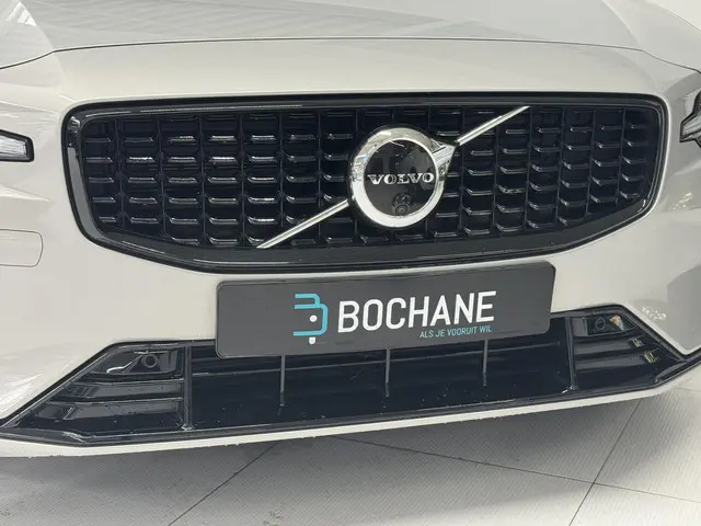 Volvo V60 2.0 B3 Plus Dark 2023 Benzine 44