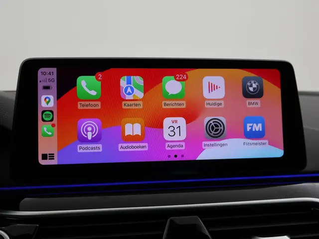 BMW 5 Serie 540i M-SPORT 2022 Benzine 39