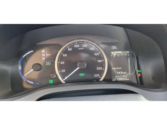 Lexus CT 200h Luxury Line 2016 Hybride Benzine 16