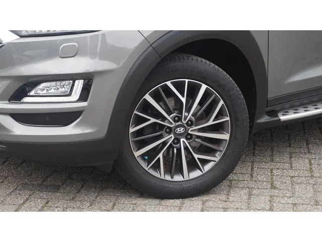 Hyundai Tucson 1.6 GDI Premium 2019 Benzine 9