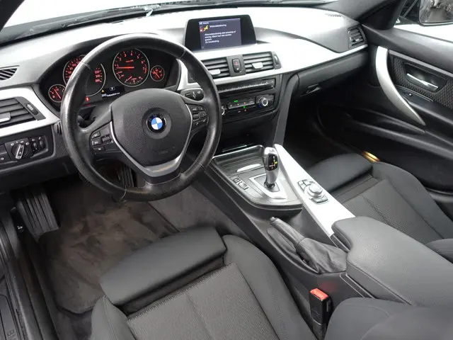 BMW 3 Serie 2