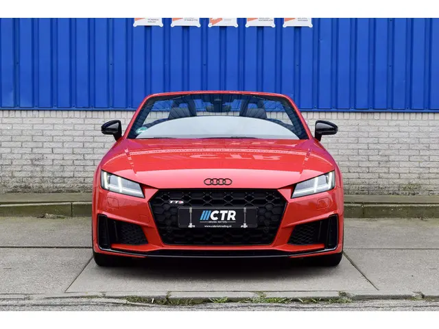 Audi TTS Roadster Quattro Competition 2021 Benzine 2