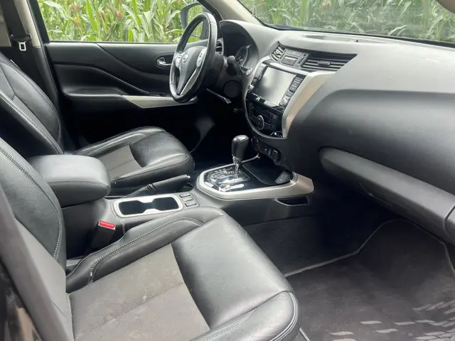 Nissan Navara 3