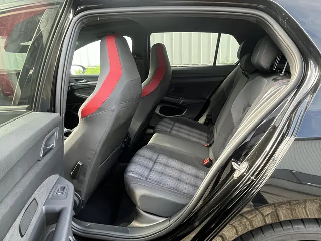 Volkswagen Golf 2.0 TSI GTI 8.5 2024 Benzine 25