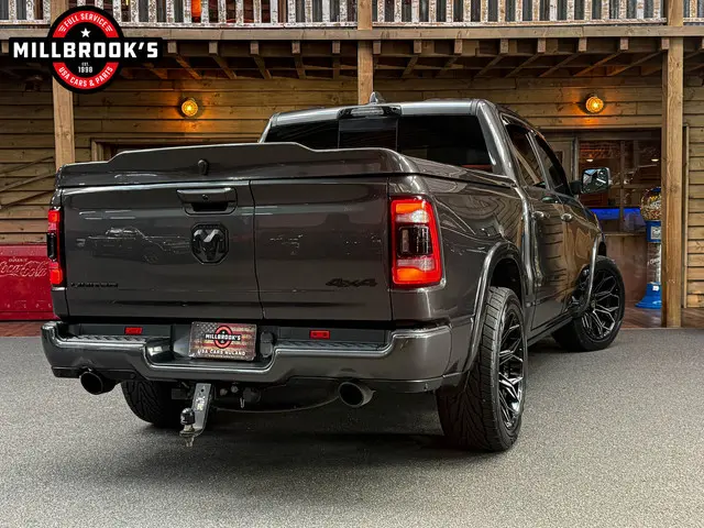 Dodge Ram 1500 5.7 V8 Limited 2023 LPG/Gas 6