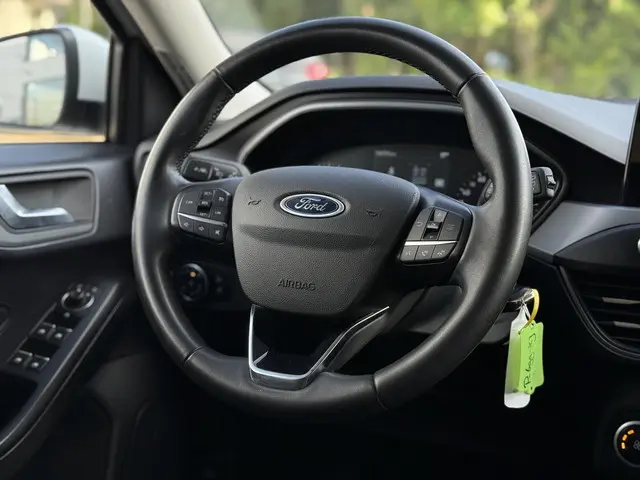 Ford Focus Wagon 1.0 EcoBoost Connected 2022 Benzine 17