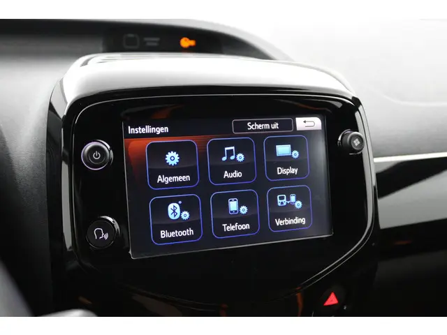 Toyota Aygo 1.0 VVT-i x-JBL 2021 Benzine 44
