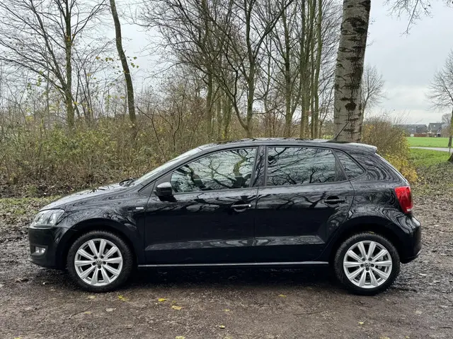 Volkswagen Polo 1.2 Easyline 2013 Benzine 4