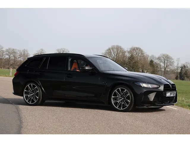 BMW M3 3-serie Touring xDrive Competition 2025 Benzine 3