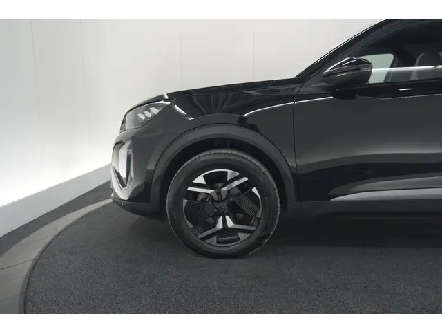 Peugeot 2008 PureTech 130 EAT8 GT 2024 Benzine 17