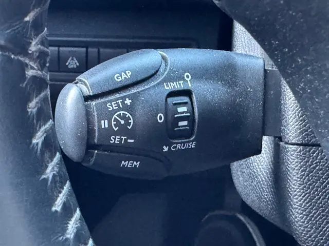 Peugeot 308 1.2 PureTech / 360 Camera / VC / Navi 2021 Benzine 18