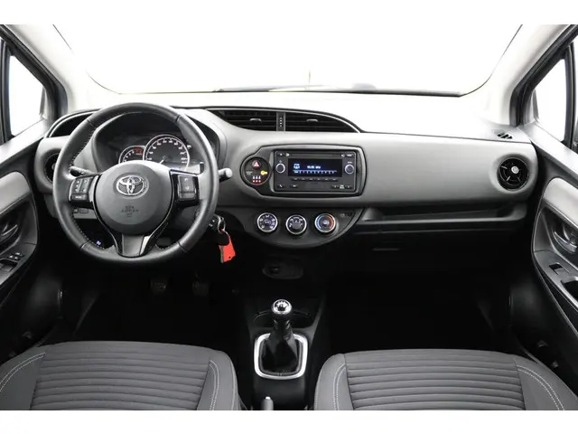 Toyota Yaris 1.0 VVT-i Comfort 2020 Benzine 4