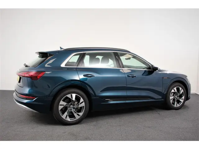 Audi e-tron 3