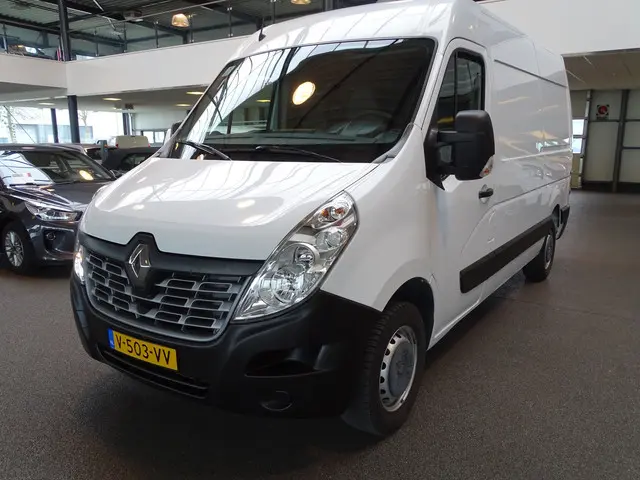 Renault Master T35 2.3 dCi L2H2 Energy 2019 Diesel