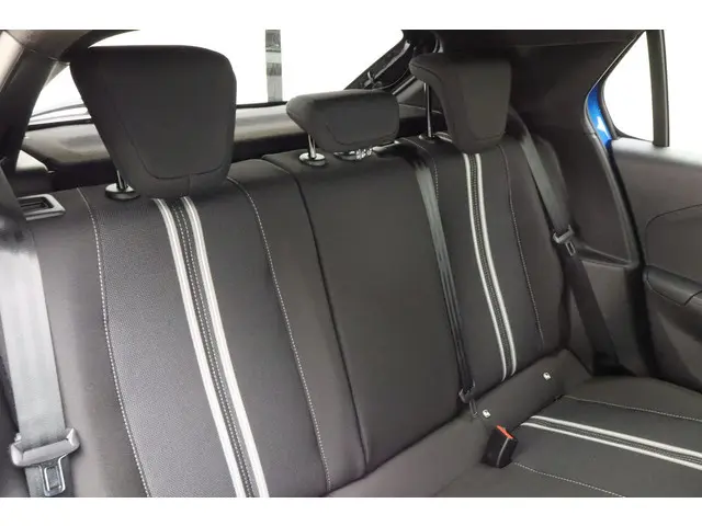 Opel Corsa 1.2 Turbo 100pk Yes 2025 Benzine 17