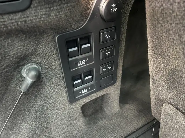 Land Rover Discovery 2.0 Td4 HSE 7p. 2017 Diesel 29