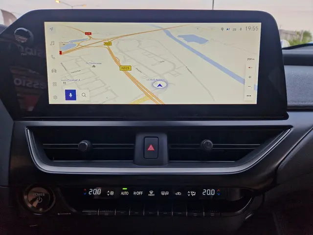 Lexus UX 300h Business Line 2025 Hybride Benzine 9